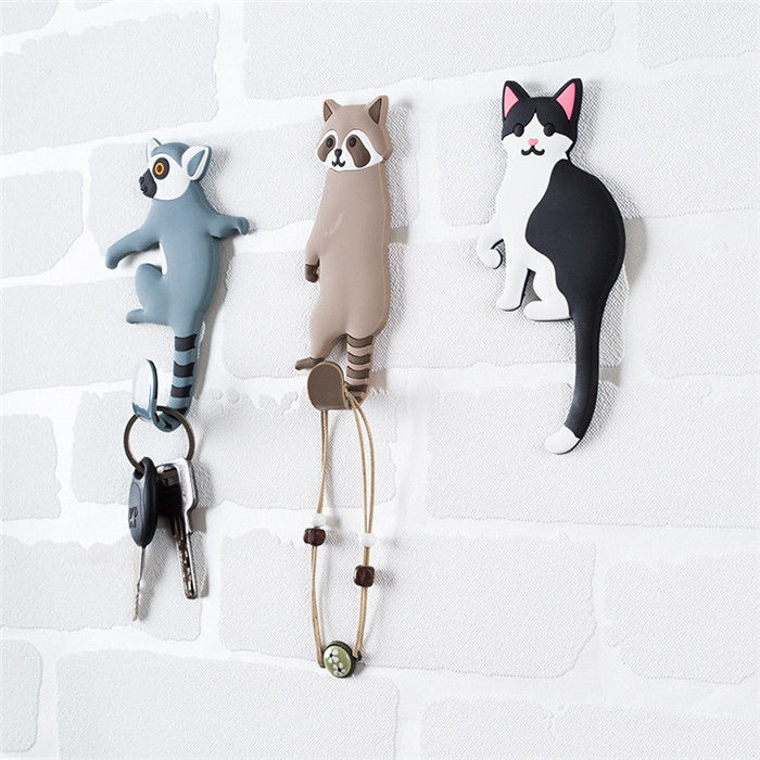 OEM FAMA Factory Custom Made Mini  seamless tail foldable hook pvc rubber toys